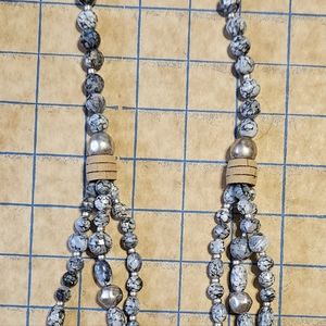 Beautiful Vintage Beaded Statement Necklace.